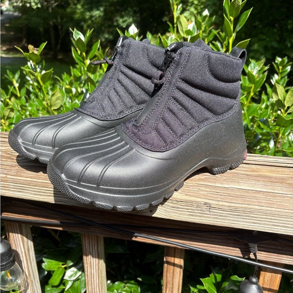 Sperry Shoes - Sperry Black Winter & Rain Boots